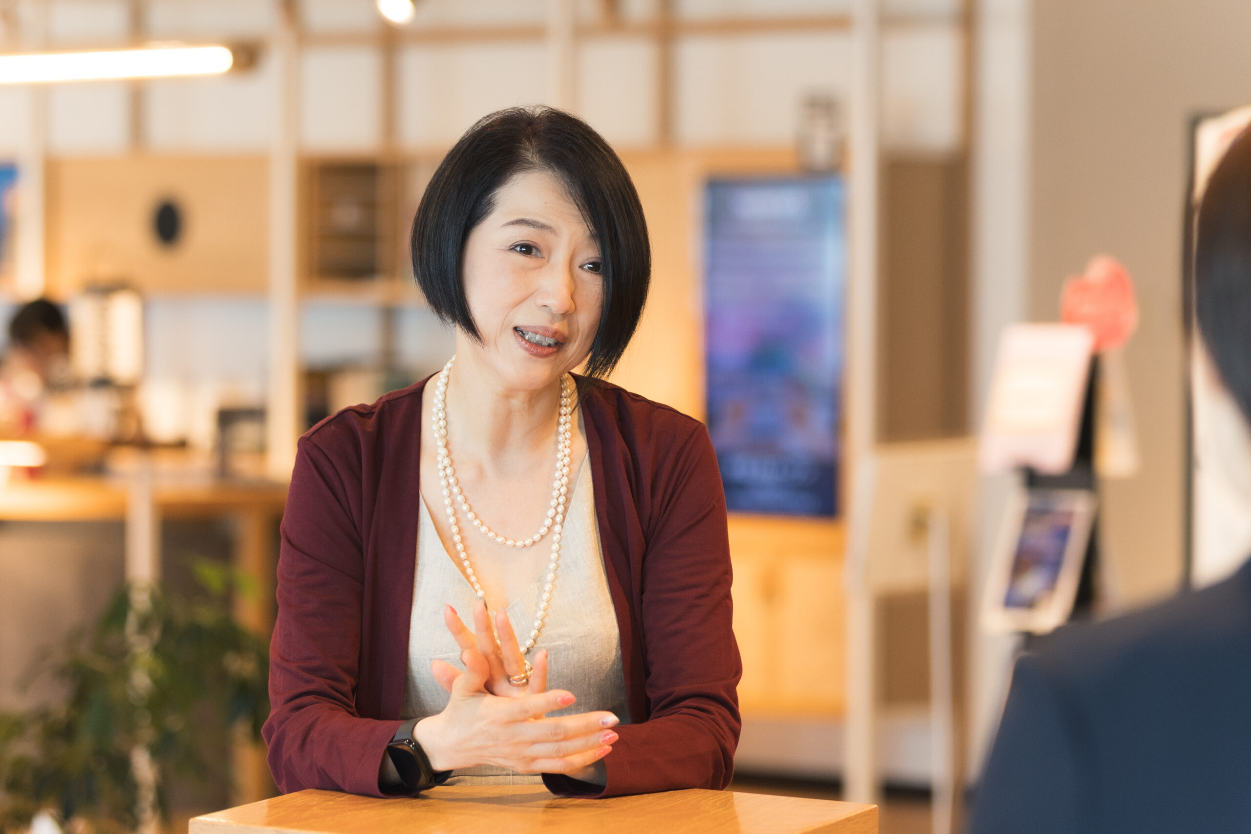 制服姿で金融回収――コンサルの原点